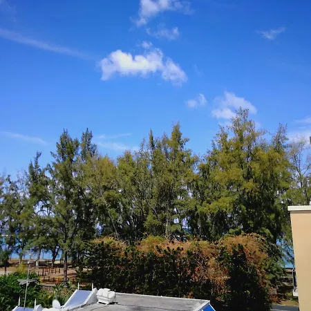 Rayon Vert Bleuphorie Beach Apartment Flic en Flac Exterior photo